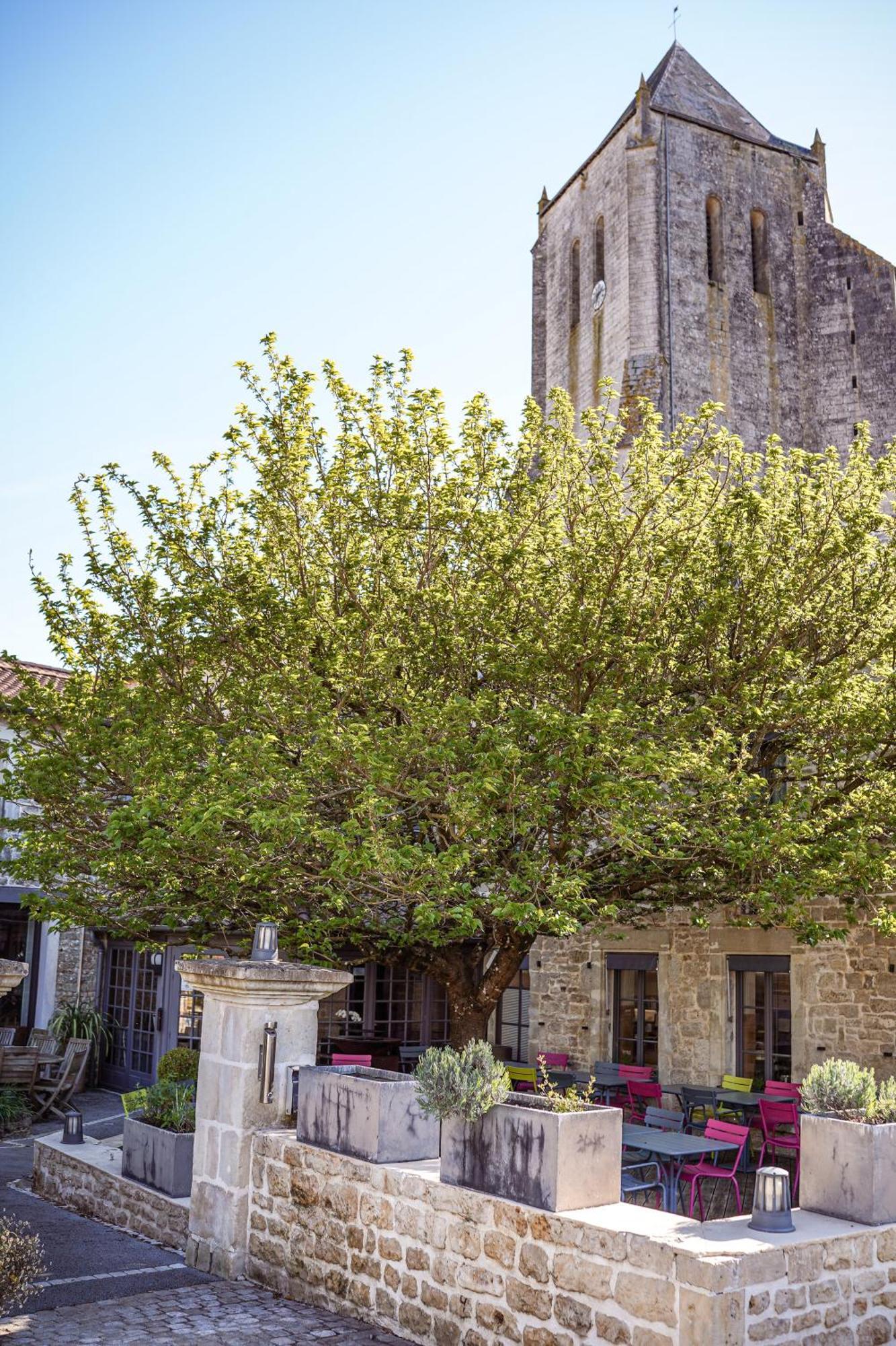 Logis Hostellerie de l'Abbaye Celles-sur-Belle Eksteriør billede